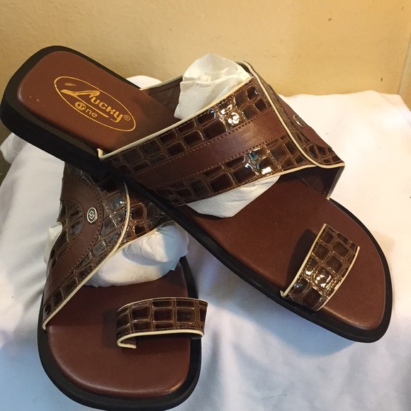 Brown slippers for men main image 4